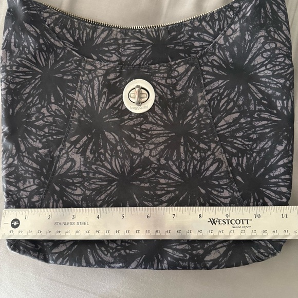 Baggallini Crossbody/Shoulder Bag - Picture 12 of 14